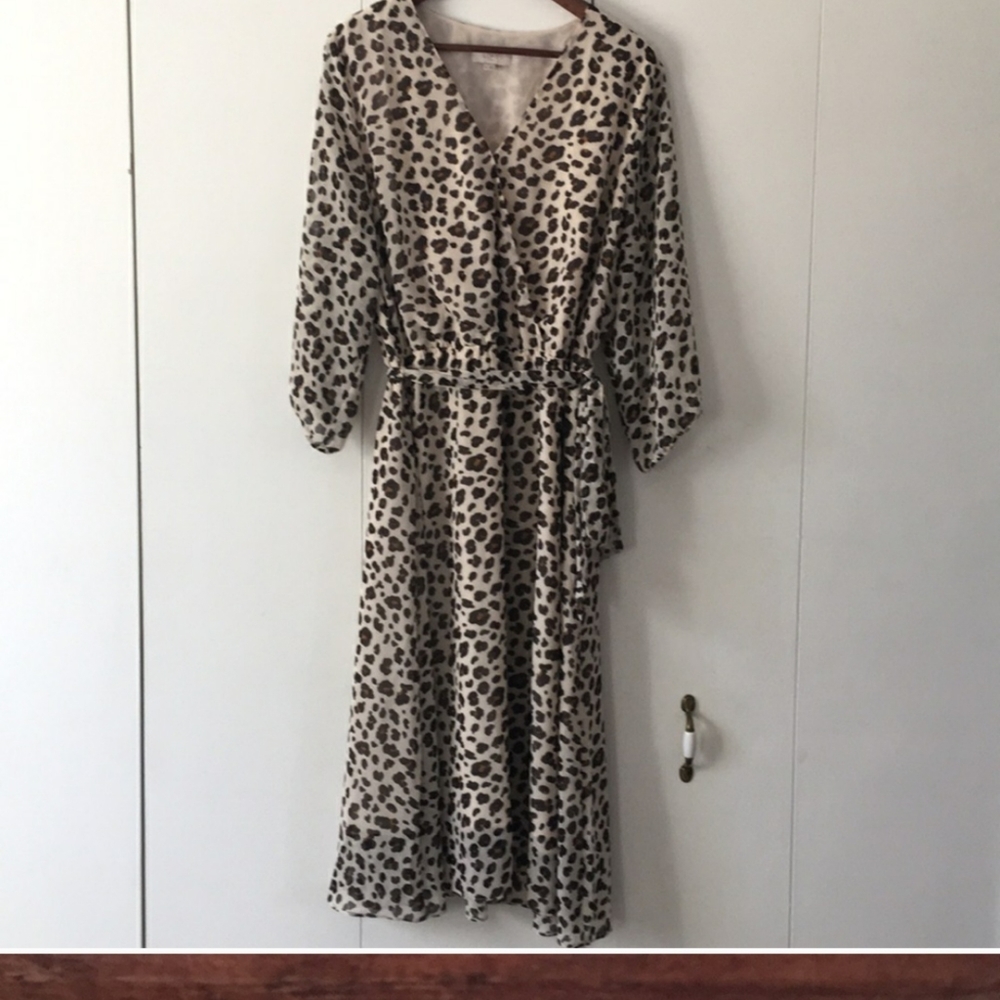 LOFT Outlet animal print wrap dress, XL